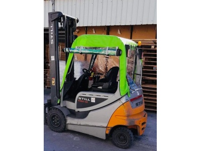 كلارك كهرباء 3 طن للإيجار من شركة إم بي للمعدات – كلارك بطارية يعمل بدون انبعاثات، مثالي للعمل في المخازن والمصانع – تأجير يومي وشهري مع صيانة ودعم فني