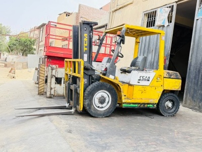 كلارك 5 طن TCM