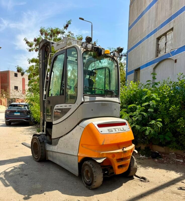 electric forklift for rent
